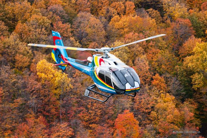 Niagara-Helicopter-fall-colors.jpg